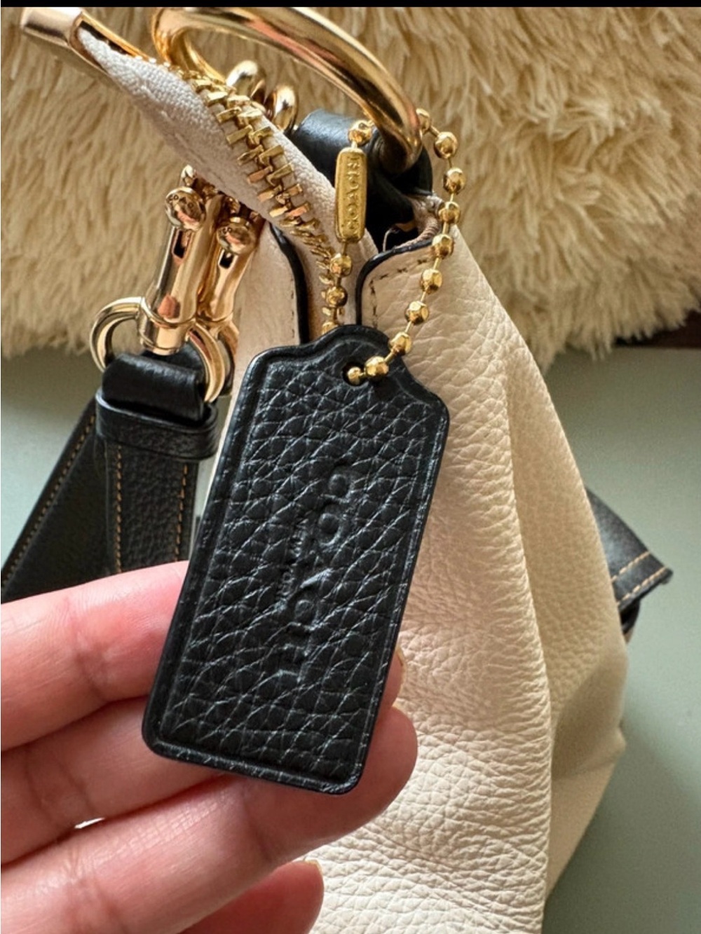 Coach Pebbled Leather Hobo in Blush with Black Trim - Picture 5 of 16